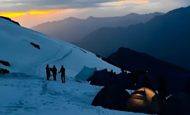 Sar Pass Trek